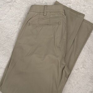 NEW without tags - FAHERTY Men's 35 khaki Pants